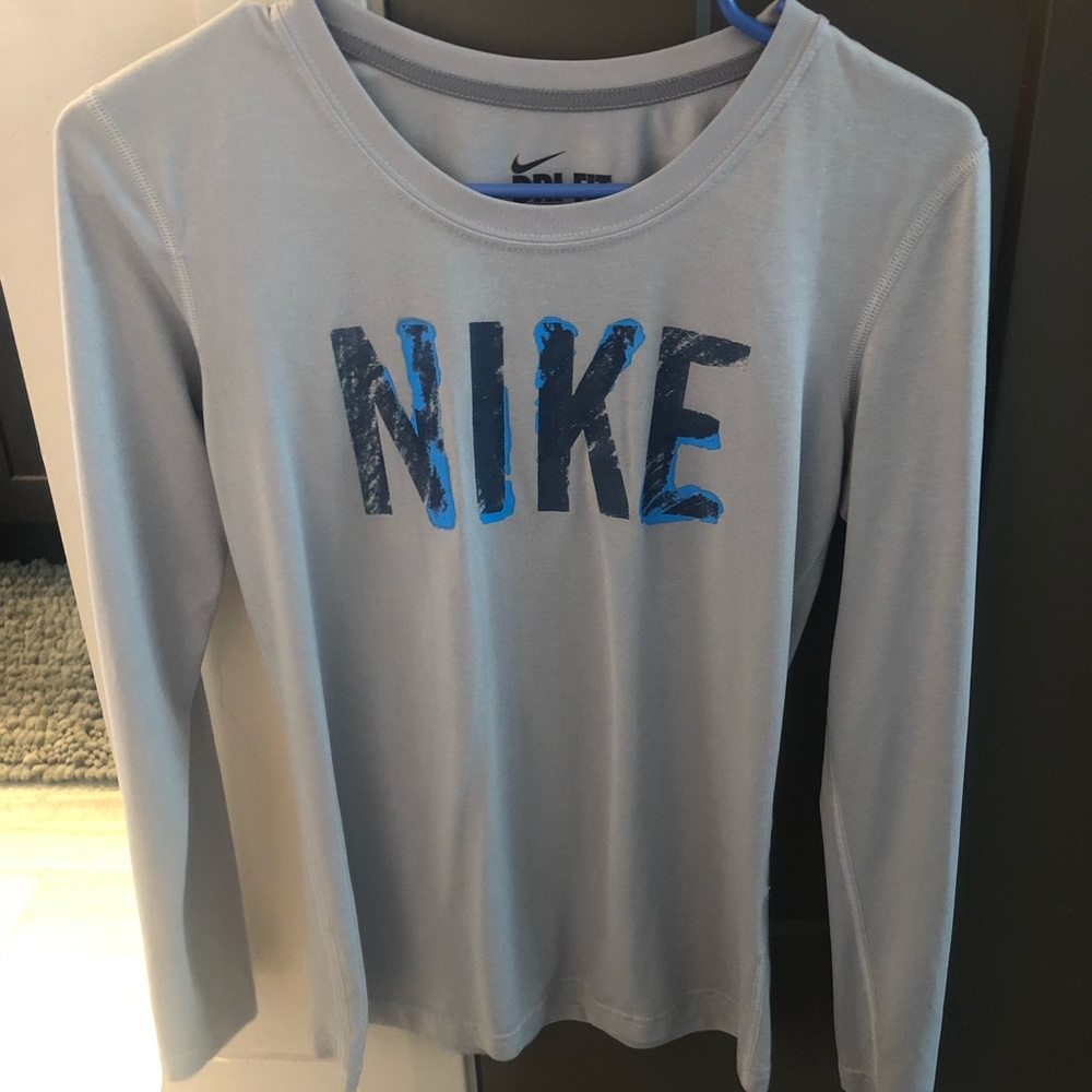 Nike long sleeve workout top